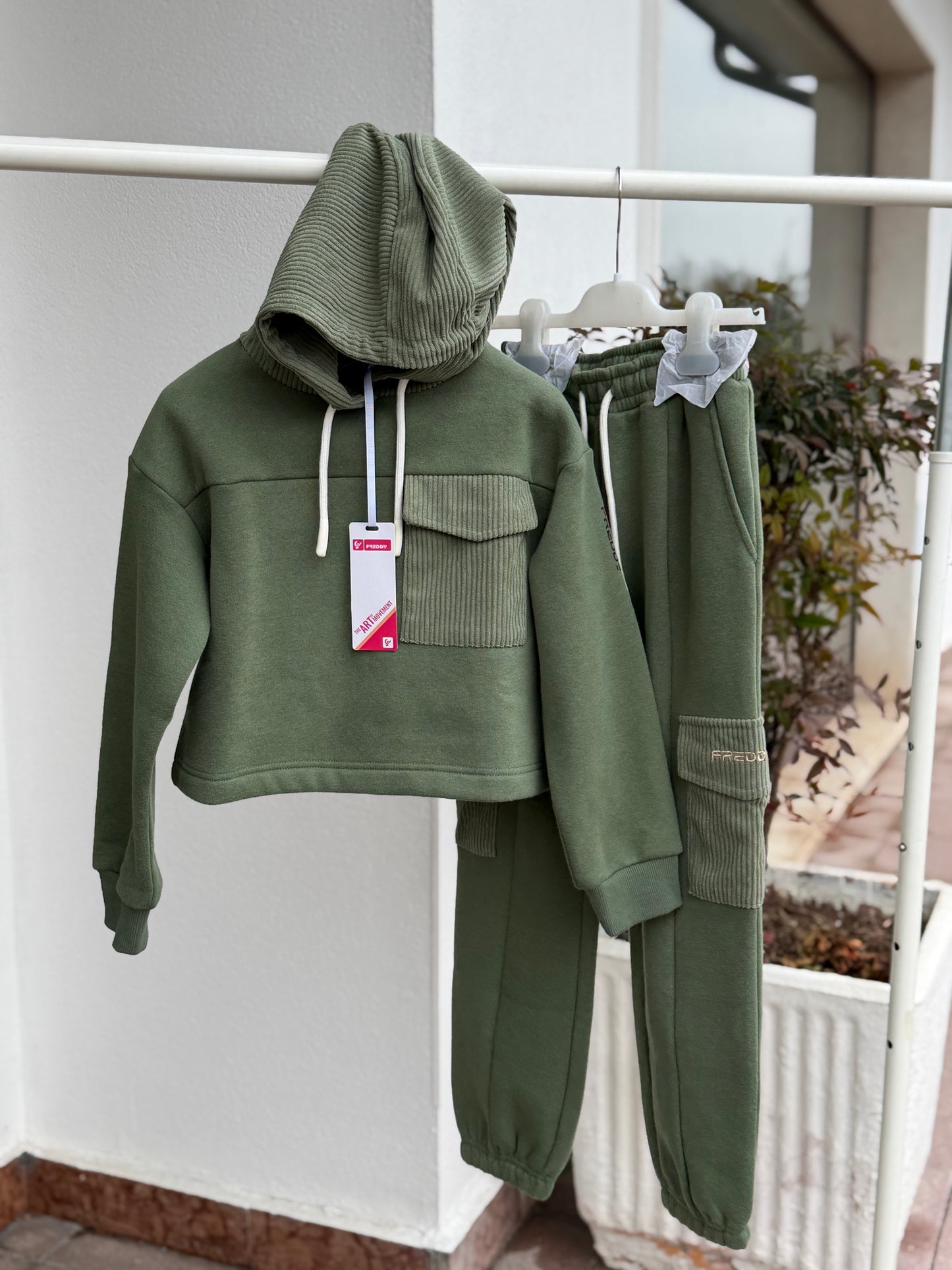 Completo Freddy verde militare